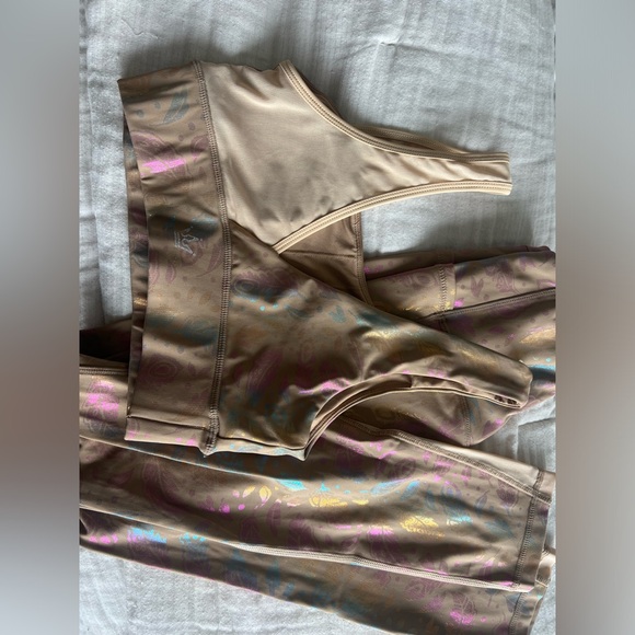 Adidas Pocahontas Workout Set - Picture 2 of 2